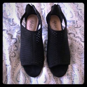 Style and Co peep toe heel